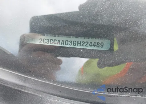 2016 Chrysler 300 Anniversary Edition z USA, uszkodzony, nr VIN 2C3CCAAG3GH224489